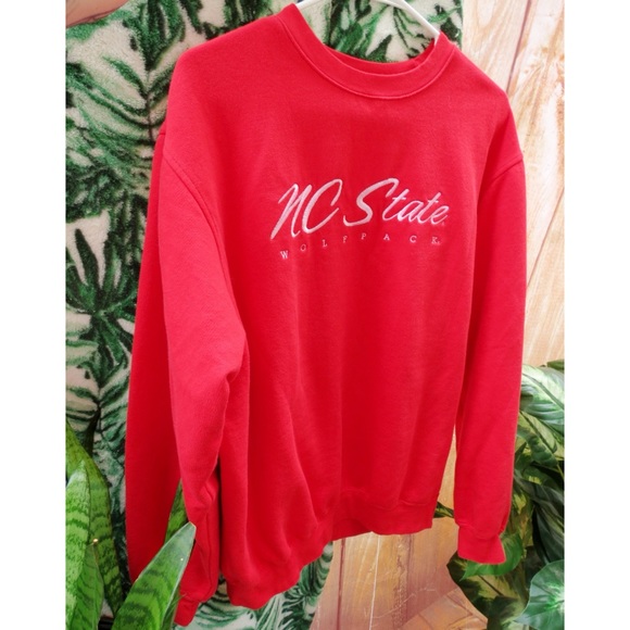 Vintage NC State Wolfpack cozy crewneck sweater ✨ - Picture 3 of 8
